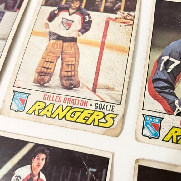 Vtg Lot of 28 1977-78 O Pee Chee New York Rangers NHL Hockey Cards Damaged - Picture 8 of 16